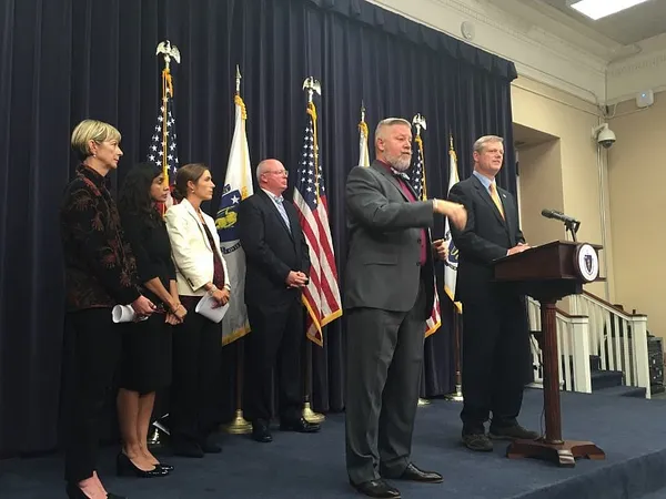 Baker would let doctors detain drug abusers for 72 hours