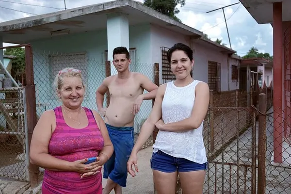 Historic surge in Cuban emigration divides families