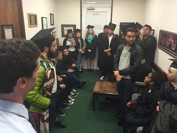 Students push in-state tuition for undocumented immigrants