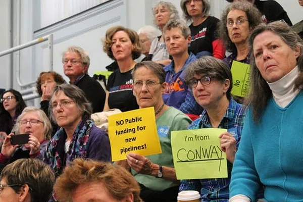 Northeast gas pipeline project dumped by Kinder Morgan