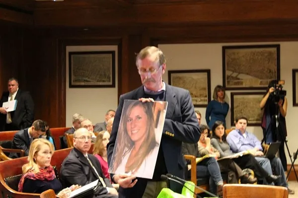 Father says texting ban not enough to stop distracted driving