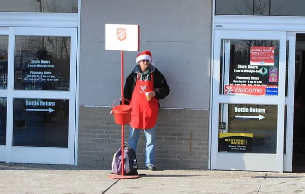 Donor drops rings worth $3,500 in Billerica Salvation Army kettle