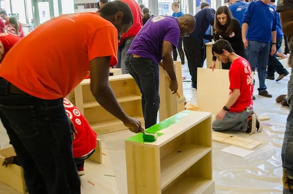 Volunteers and students create and cooperate at Martin Luther King day of service
