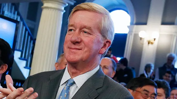 Weld backs legalizing pot sales in Bay State