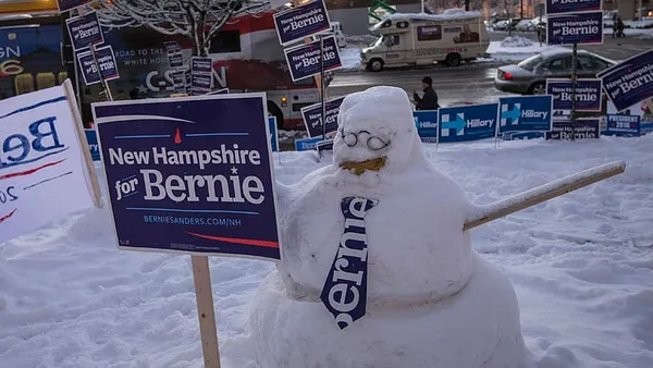 Dems ready for long, pricey primary between Clinton, Sanders