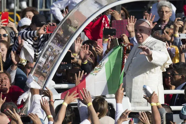 Pope in Mexico condemns drug trade’s ‘dealers of death’