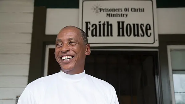 Atheists drop suit to block Christian prison ministry funding