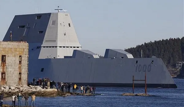 Navy eyes rail gun for destroyer being built in Maine