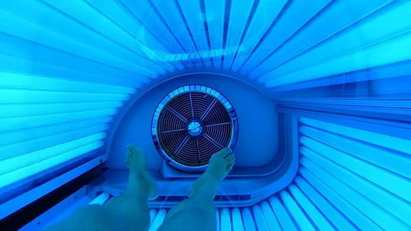 Baker to sign bill banning minors from indoor tanning