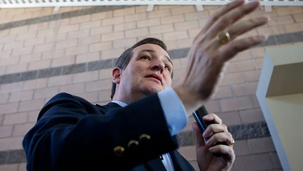 Cruz stresses how easy it is to cross border