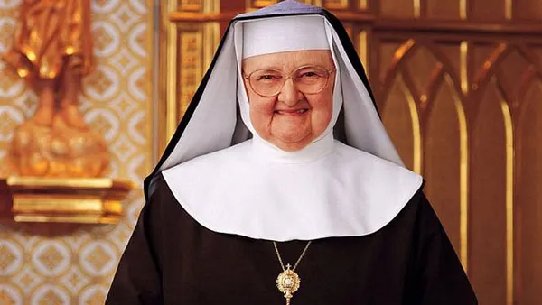 Mother Angelica, foundress of EWTN, dies on Easter