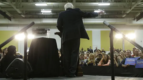 Sanders campaign to lay off hundreds of staffers