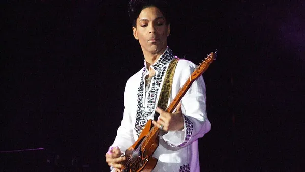 Pop music superstar Prince dead at suburban Minneapolis home