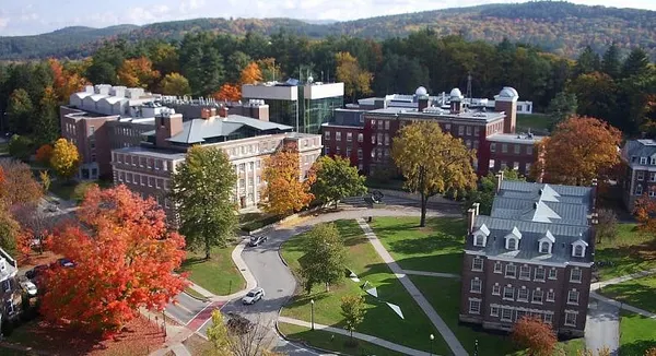 Dartmouth students demand end to coddling, focus on learning