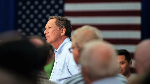 Campaign rumbles into Indiana with underdogs struggling