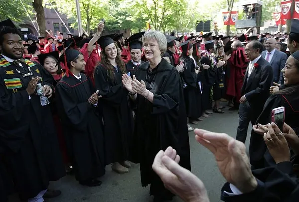 Harvard faculty tilts decidedly left in political giving