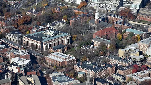 Outside candidates look to crash Harvard Overseers race