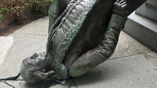 Wind topples Ben Franklin statue on Boston’s Freedom Trail