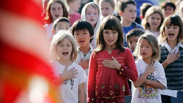Fla. student handbooks to offer pledge of allegiance opt out