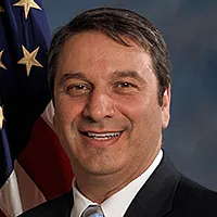 FBI’s Insider Trading Strategist Faces Criminal Inquiry Over Leaks to Press