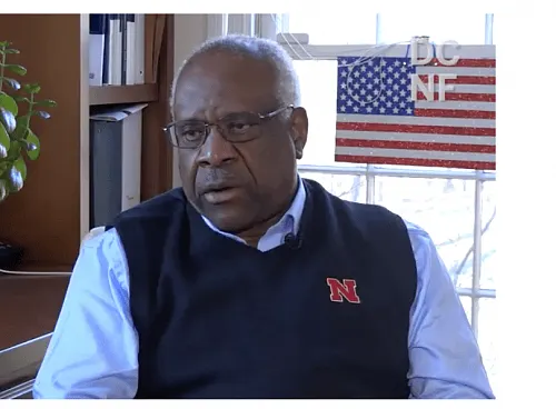 Clarence Thomas Felt Comfortable With English Only ‘In the Late 1980s’