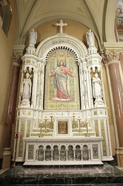 Texas Governor’s Order Limiting Public Gatherings Doesn’t Apply To Churches – Unlike in Massachusetts