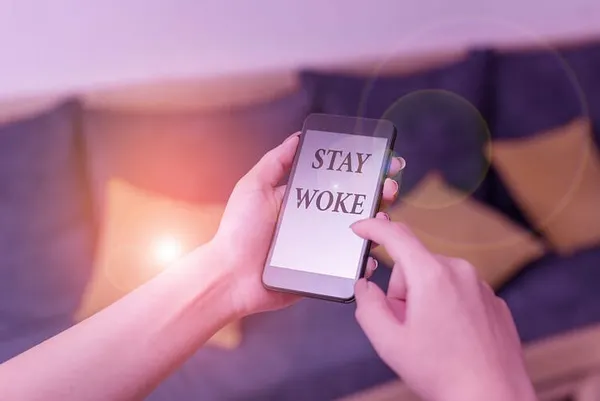 Massachusetts Department of Transportation Warns EZDriveMA Users About Growing Text Scam