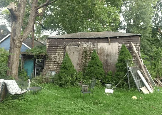 Is This Boston Garage Historically Significant? Bureaucrats Need To Know