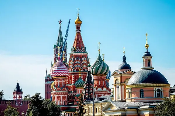In Support of Ukraine, U.S. Governors Cut Economic Ties With Russia