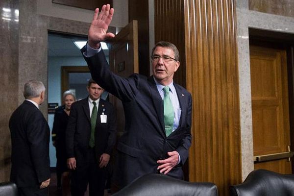 Defense sec. calls for security policies review