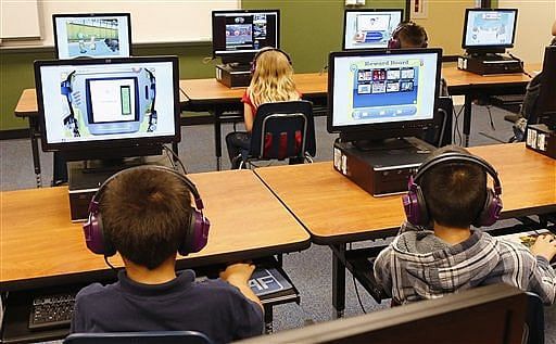 Bay State lawmakers call for dropping federal PARCC test