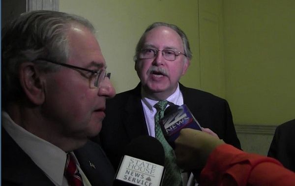 Public-records reform bill passes Mass. House