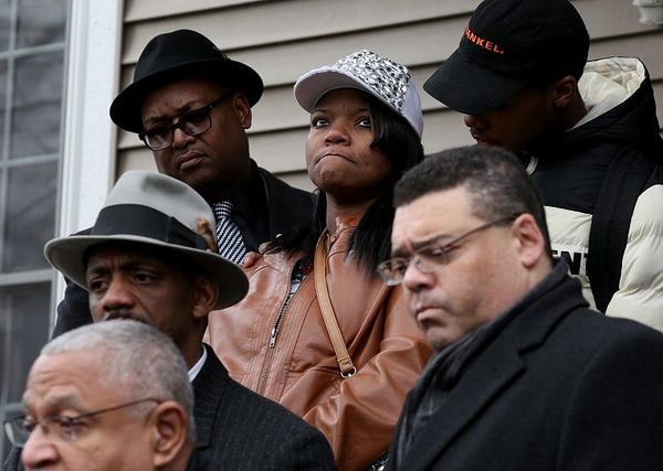 Chicago police shooting of grandmother, teen draws criticism