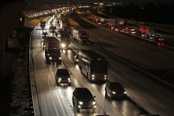 Washington readies for blizzard after dusting sows chaos