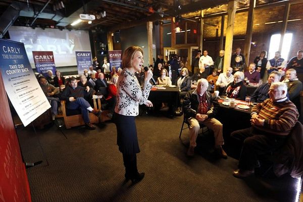 Fiorina marches on seeking votes amid New Hampshire’s snow