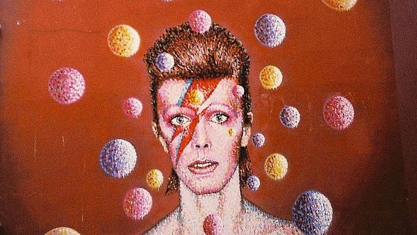 The unique, intricate makeup of glam rock