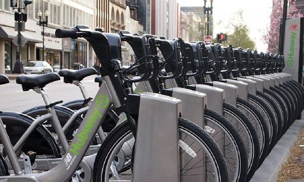 Governor Charlie Baker Signs Bicyclist Safety Bill Into Law