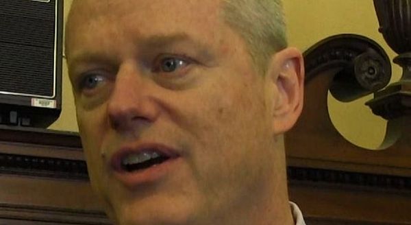 Baker seeks to press FDA over slow generic drug approvals