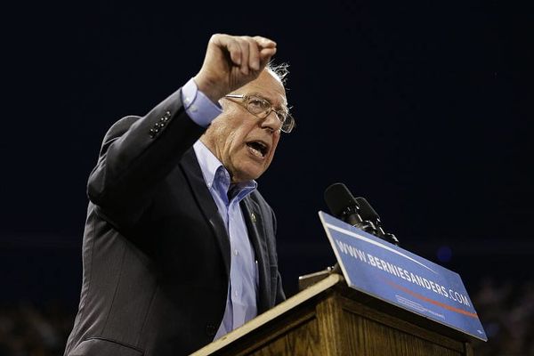 Bernie Sanders Calls $15-An-Hour Minimum Wage A ‘Racial Justice’ Issue