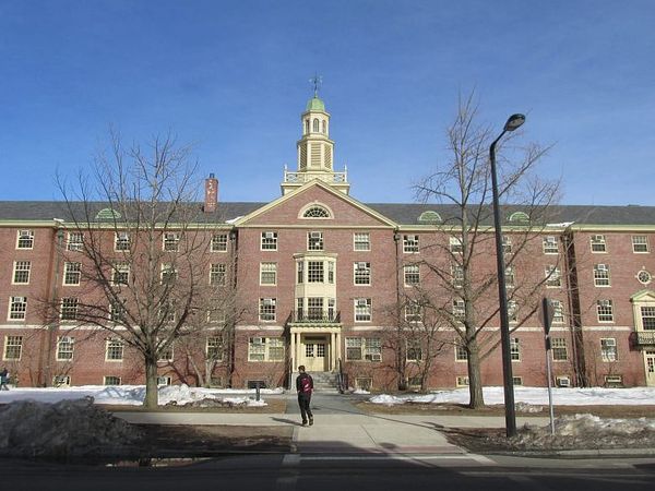 UMass Amherst Requiring Masks In Indoor Public Spaces