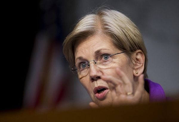 Warren emerges as potent Clinton ally, Trump gadfly