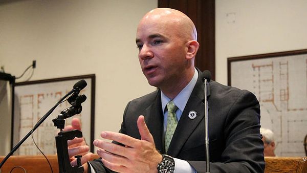 Speed limit bill spurs debate over congestion, ticketing