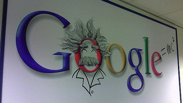 Facebook, Google are gobbling up establishment media
