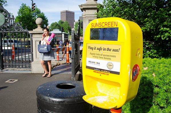 Free sunscreen offered at 200 spots around Boston, New England