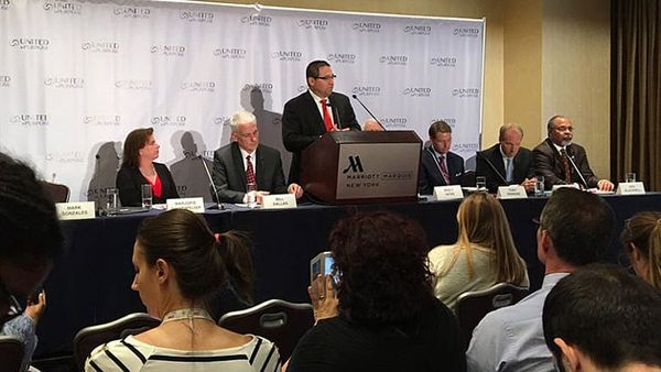 Evangelicals give Trump much-needed boost after Manhattan summit