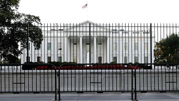 Poll: Most young Americans say parties don’t represent them