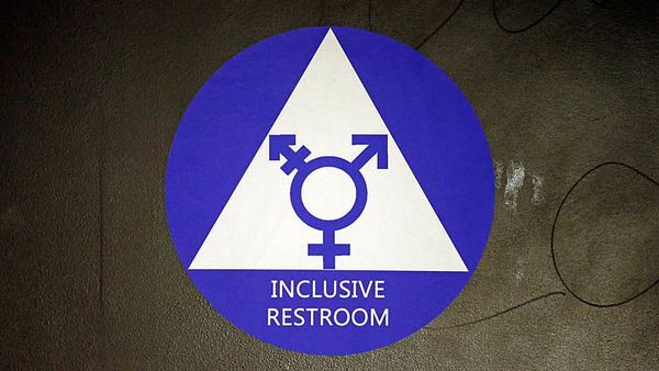 Judge in Texas temporarily blocks Obama’s transgender rules