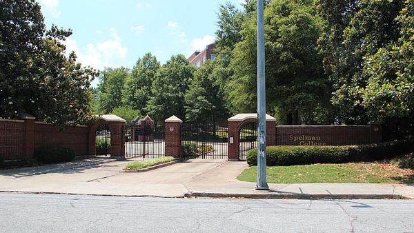 Female college considers admitting men who identify as women