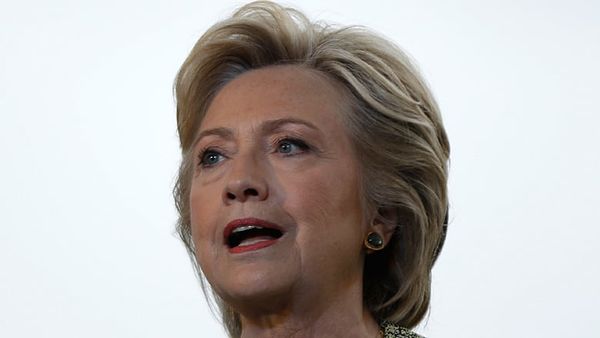 Clinton says Trump gives ‘aid, comfort’ to ISIS recruiters