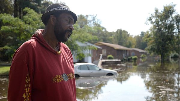 Thousands of people didn’t evacuate before Hurricane Matthew. Why not?